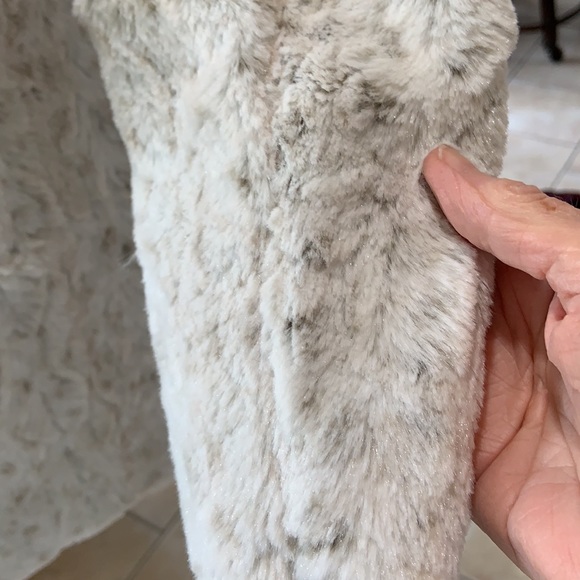 Chi Carlos Falchi Lynx Faux Fur Jacket - Picture 9 of 13